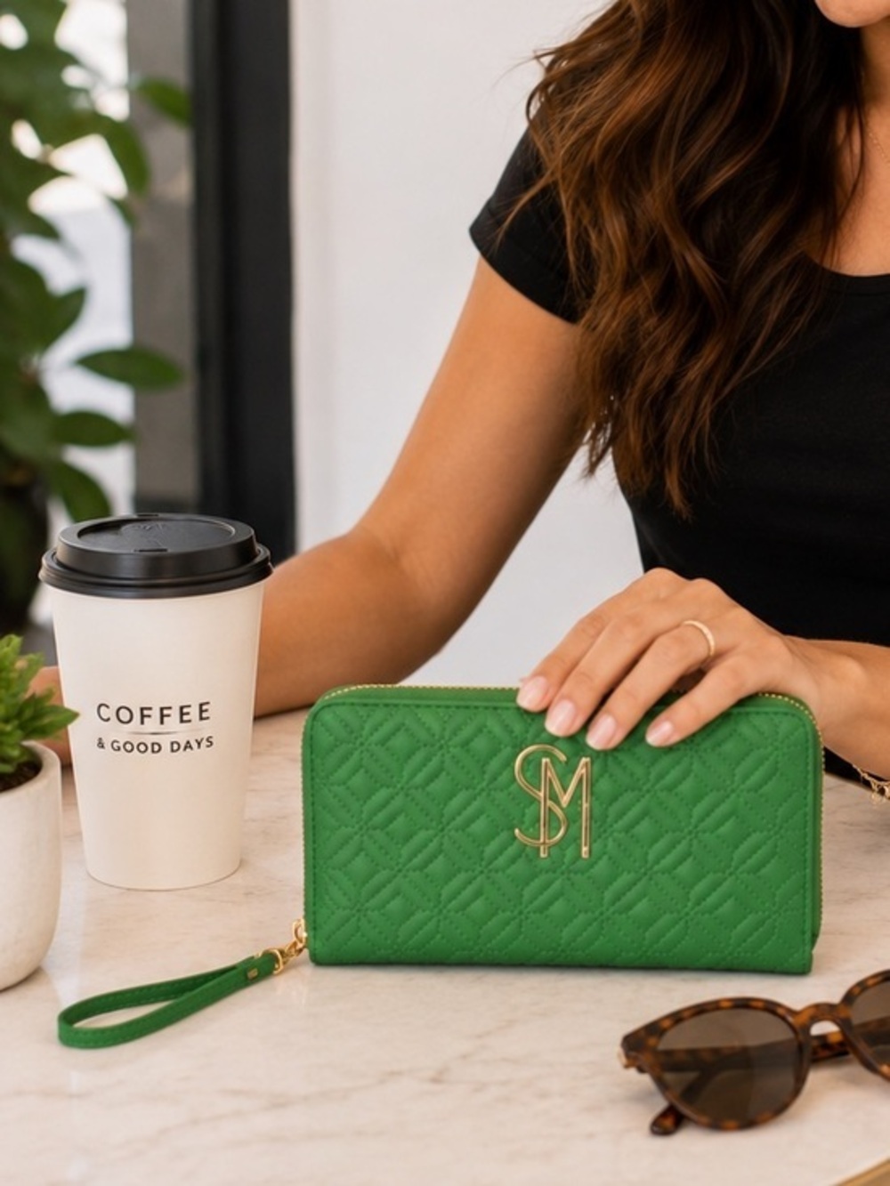 Steve Madden Green Quilted Zip Around Wallet Wristlet NWT Gold Hardware Gift